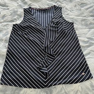 Tommy Hilfiger top!